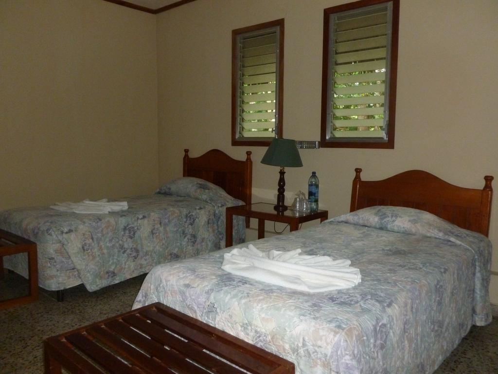 Hotel Jaguar Inn Тикал Стая снимка